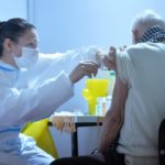 VAKCINA PROTIV RAKA U ZAVRŠNOJ FAZI TESTIRANJA Prvi pacijent koji je primio ima 81 godinu