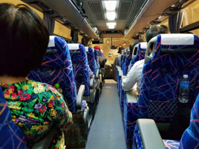 OPLJAČKANA NA PUTU ZA MORE: Dobro obratite pažnju, glume da su putnici, uđu u autobus i redom pelješe